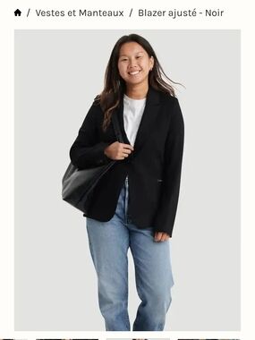 Classic Black Single-Breasted Blazer - Women